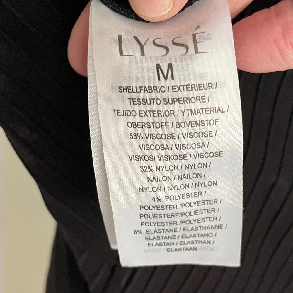Textured Black Women's Leggings - Picture 3 of 5